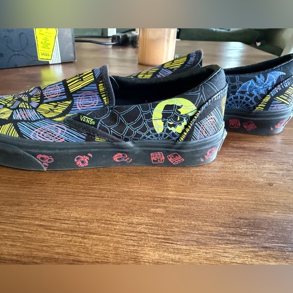 Vans x The Nightmare Before Christmas Slip On - Picture 5 of 8
